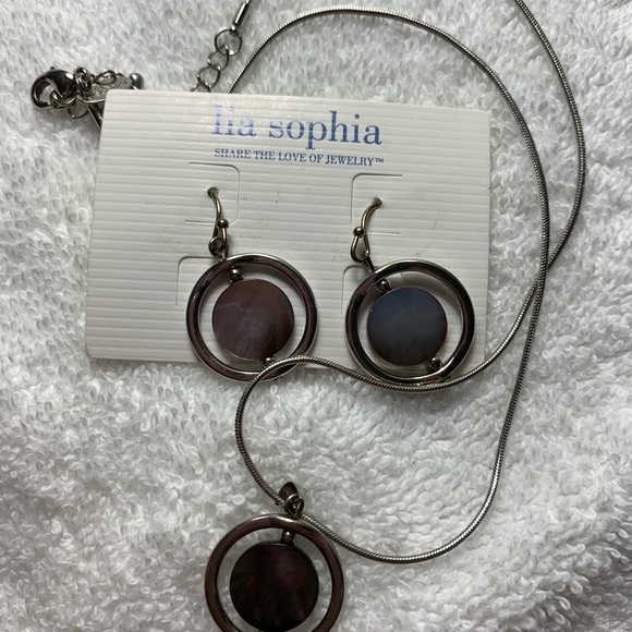 Lia Sophia jewelry - Picture 3 of 4